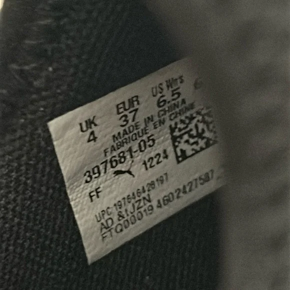 Puma Shoes - Picture 11 of 11